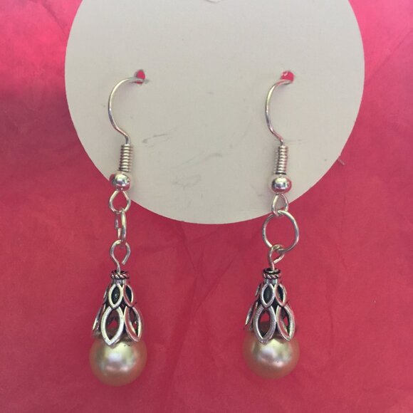 Dangle Earrings – Pearl or crystal earrings - Picture 6 of 8